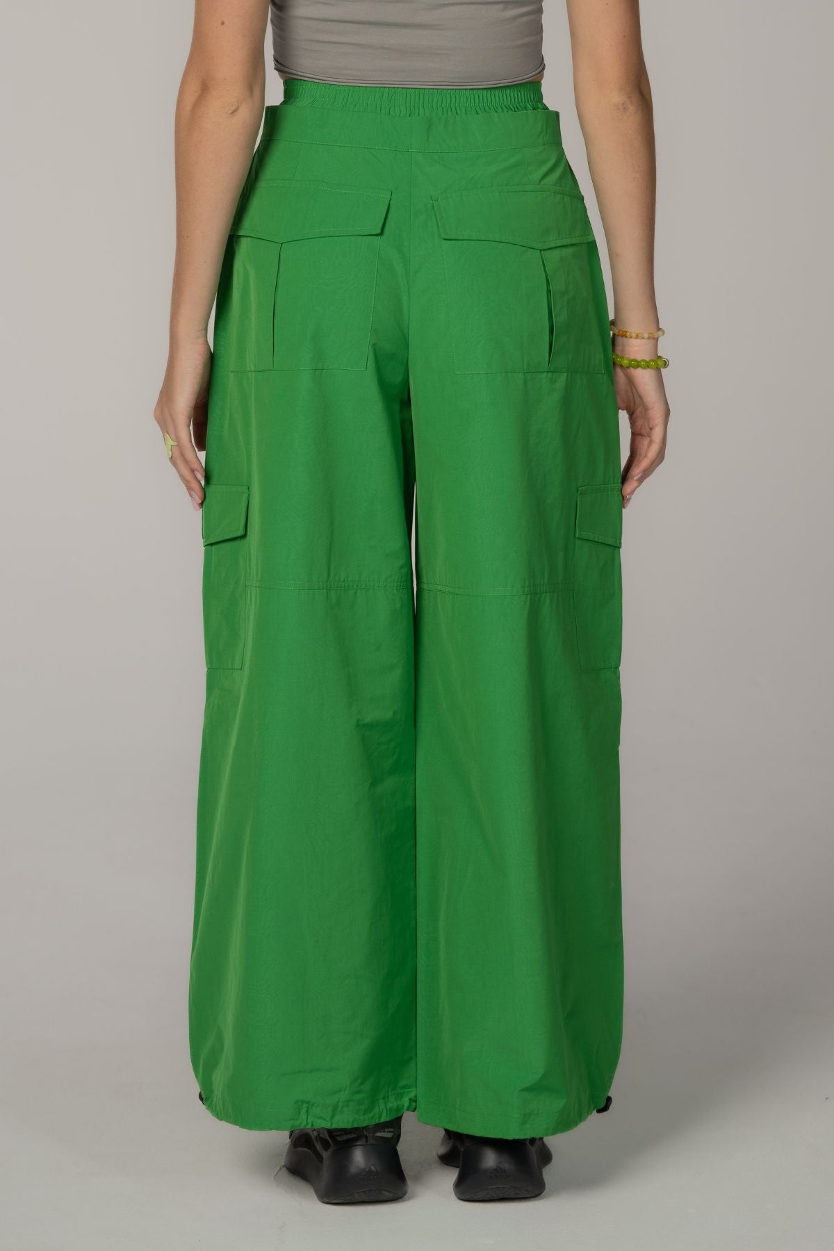 Baggy Cargo Pants in Green