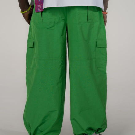 Baggy Cargo Pants in Green