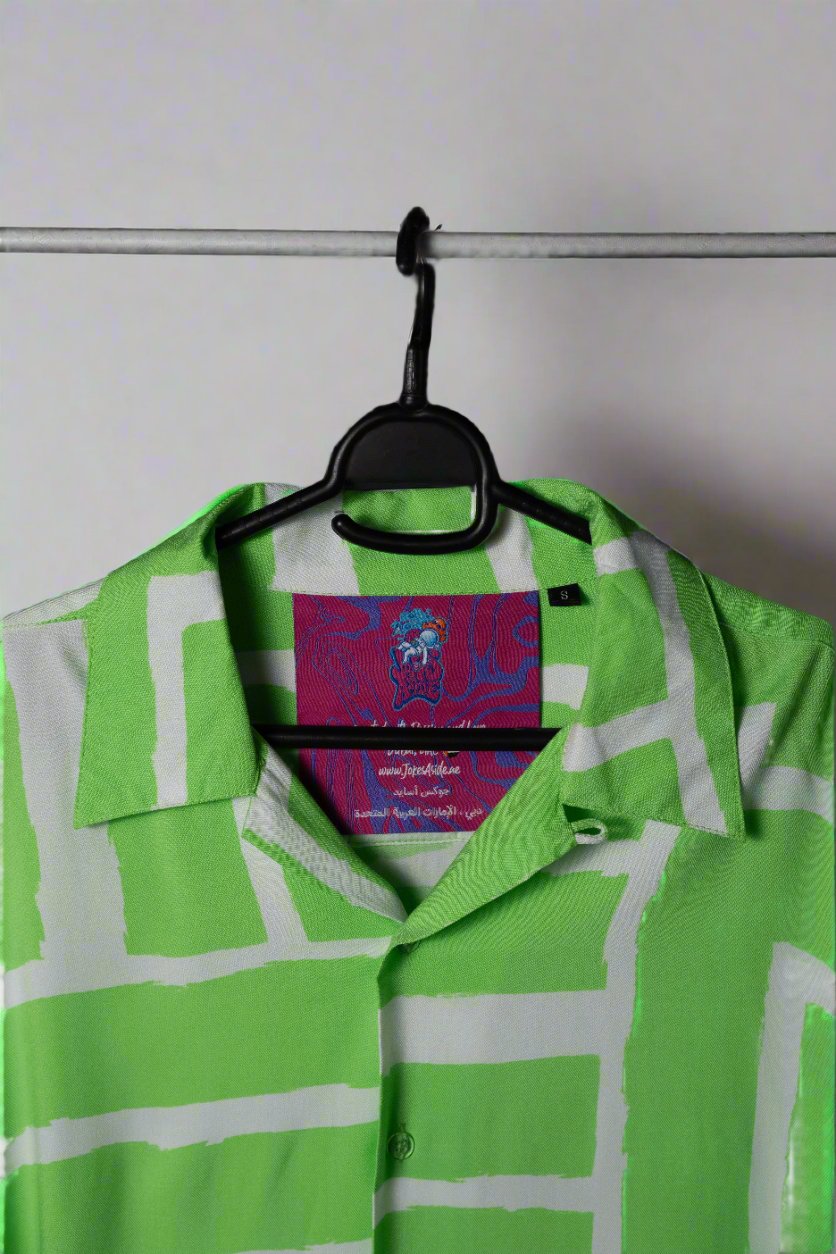 Button Up Shirt in Green