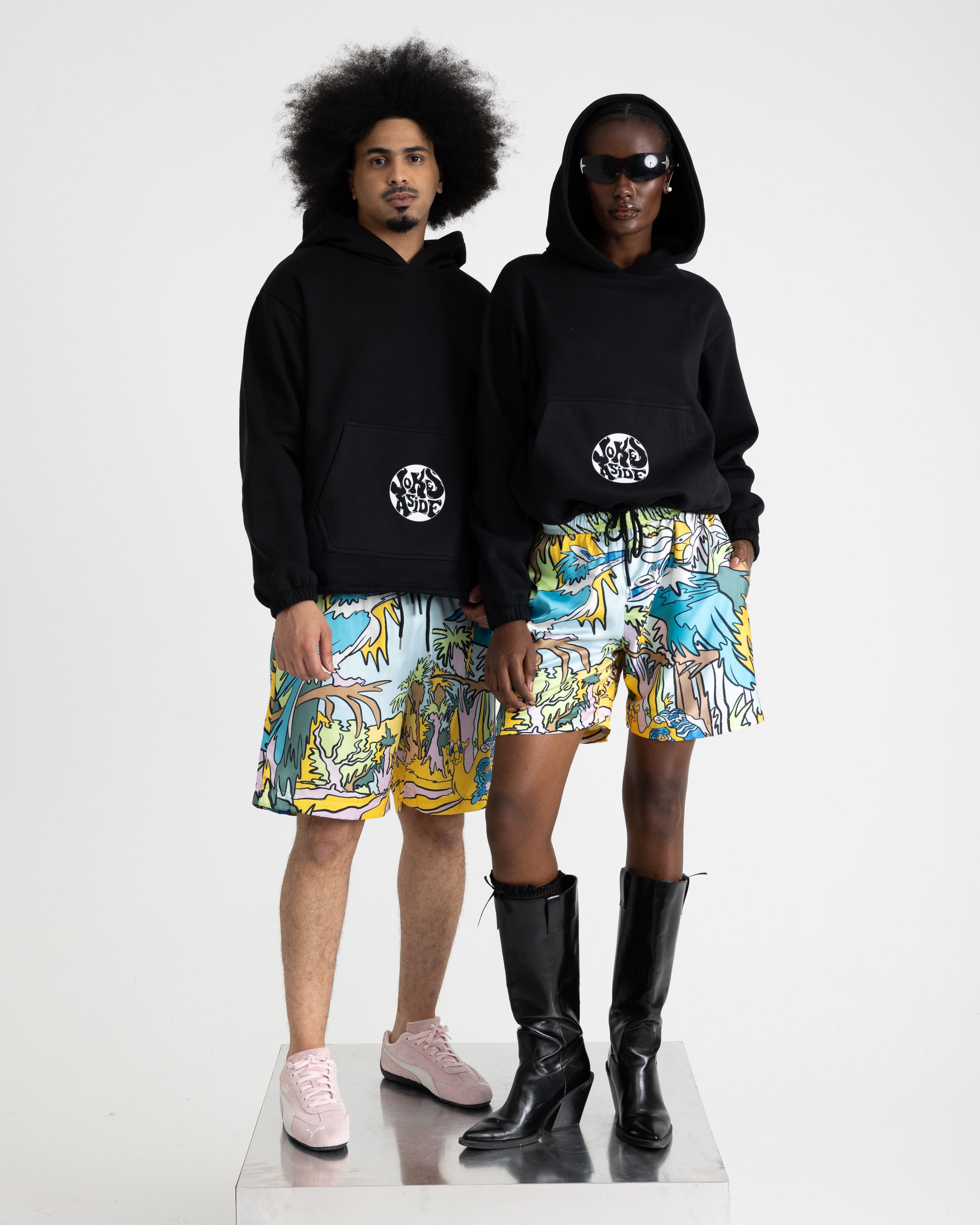 LOGO Hoodie (Black)