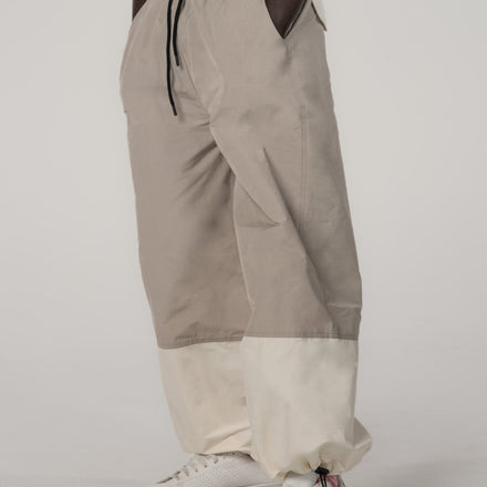 Balloon Pants in Beige