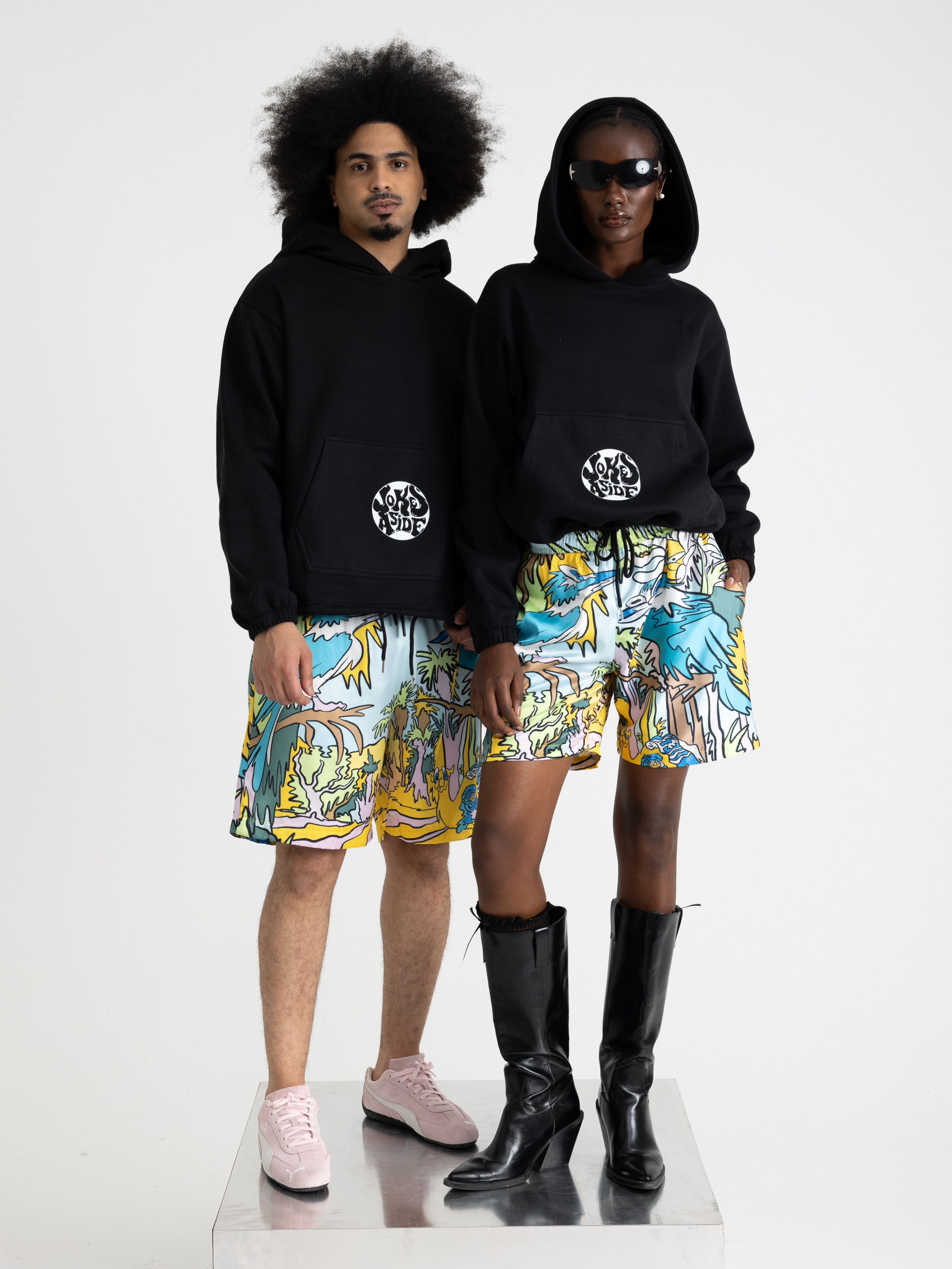 LOGO Hoodie (Black)